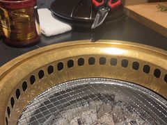 -山川小町·极番烧肉(新地假日广场店)