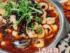 -何哥鲜鱼餐厅(龙湖花园店)