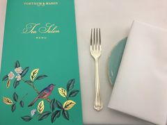 -The Diamond Jubilee Tea Salon at Fortnum & Mason