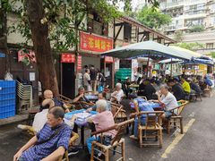露天位-十一街苍蝇馆子转经消江湖菜(九眼桥十一街店)