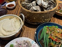 -蚝堡海鲜·威海菜·海肠捞饭·烧烤·亚洲吃蚝公司(幸福门店)