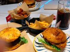 -必胜客(大悦城店)