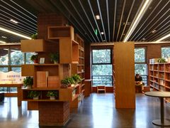 -外研书店(北京外国语大学西校区北外国际大厦店)