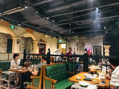 大堂-年巴羊肉铺老铜锅(梅江店)