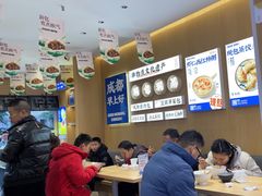-李与白包子铺(桐梓林店)