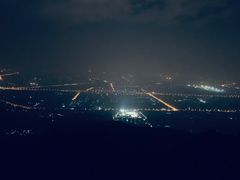 -鬼笑石后山停车场
