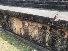 -波隆纳鲁沃古城皇家宫殿
