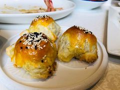 秘制叉烧酥-维园悦谱·海派家常菜(乌鲁木齐南路店)
