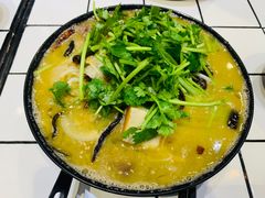 -肥汁米蘭香港米线(长宁来福士店)