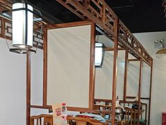 -卢大鲜鱼头捞饭(美利广场店)