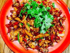 大盆干锅牛蛙-滴水·湘逢(南汇大学城生活广场店)