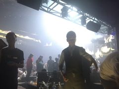-SPACE(欢乐颂购物中心店)