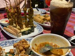 -卷心菜和避孕套餐厅(Pattaya)