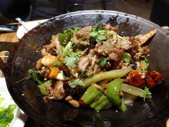-西街夜油条·麻团包乌饭