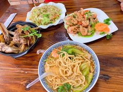 -亚忠小吃店(曾厝垵店)