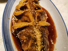 汁烧鲈鱼-那家小馆•北京菜•烤鸭(中关村店)