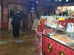 -第5大道精品休闲购物广场