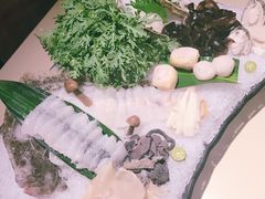 -余欢领鲜火锅(新街口店)