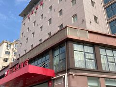-宜必思酒店(青岛五四广场宁夏路地铁站店)