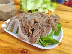 牛百叶-大鼎石锅鱼(春江里店)