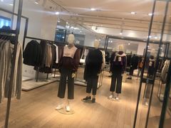 -COS(月星环球港店)