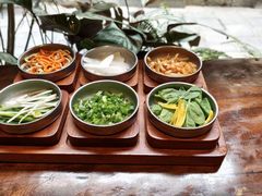 -银米·云南传统过桥米线(双廊黑金冠店)