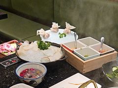 -得意咚瓜·顺德鱼生·冬瓜火锅(深圳首店)