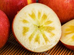 -上海龙吴水胜海发市场