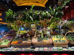 -雍容荟帝王蟹活龙虾展台自助(IFS黑金店)