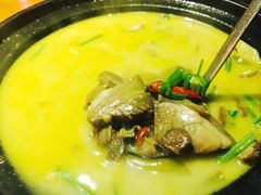 -滇香肴·云南菜蒸汽石锅鱼(云南北路店)