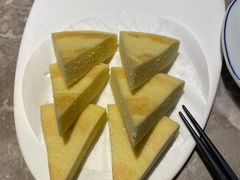 -月枫江南小馆(绿地缤纷广场店)