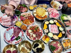 -哈哈碳都·牛肋条无限自助烤肉(台江万达店)