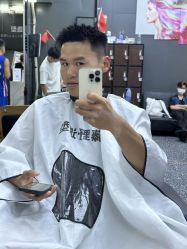 -藤野造型专业烫染接发