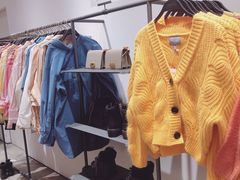 -URBAN REVIVO(西安Momopark店)
