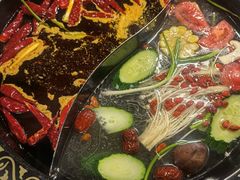 -小志家.鲜牦牛肉牛杂火锅野生菌汤锅