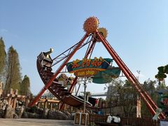 -七彩云南欢乐世界