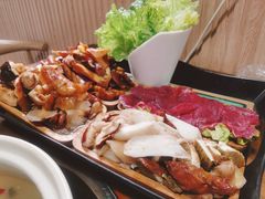 -云朵小院·石锅鱼·野生菌餐厅(蒗放店)