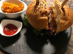 -HIGH FIVE哈福手工汉堡(桂林路店)