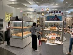 面包甜点陈列柜-奈雪的茶(市百一店)