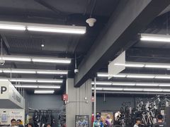-迪卡侬(越秀公园店)