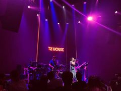 -TZ House音乐现场(来福士中心店)