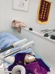 -蕾特恩专业祛痘·皮肤管理
