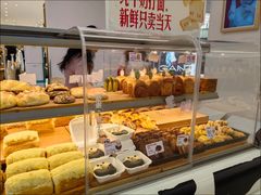 -红星前进面包牛奶公司(君太店)