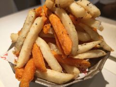 -春树下·树屋花房西餐厅(罍街AS1980店)