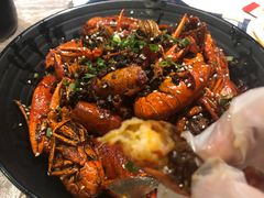 油焖大虾-巴厘龙虾·榜首油焖大虾(音乐学院·沿江酒馆店)