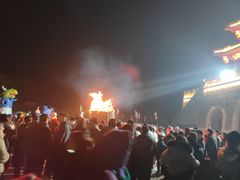 -雪山彩虹谷景区
