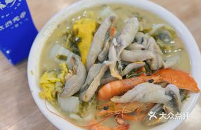 Yellow Croaker Noodle Deluxe