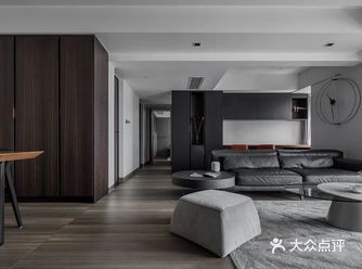 简单是一种生活态度，本案例的业主是位理性纯粹的单身男