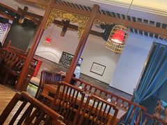-小天鹅火锅·一线江景洪鼎旗舰店(洪崖洞店)