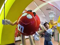 -m豆巧克力世界(上海世茂广场店)